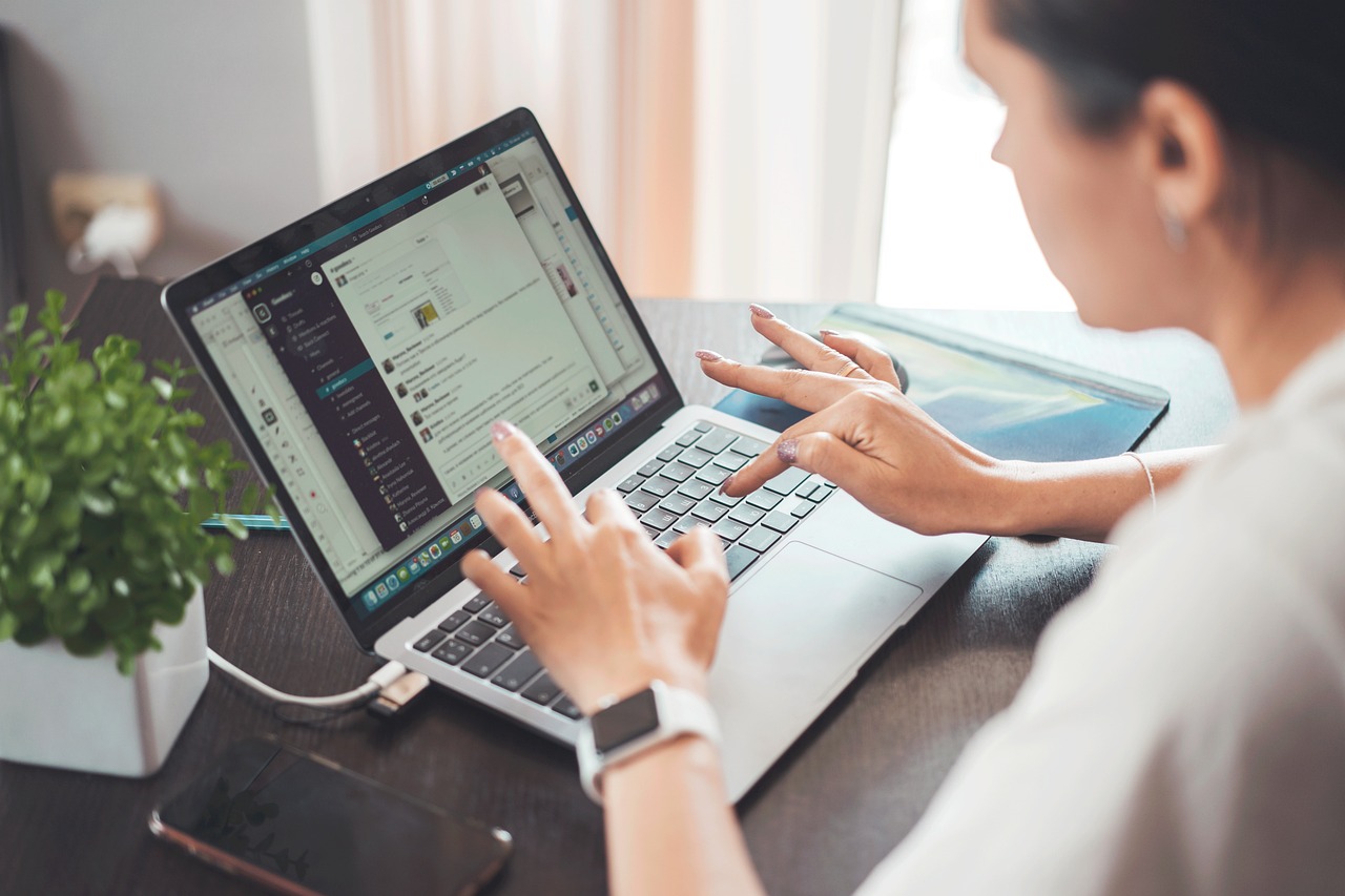 Teletrabajo en habitación